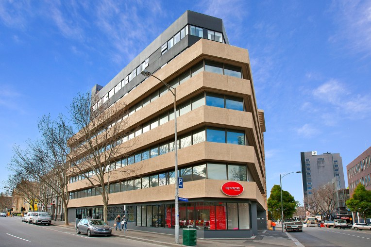 Space hotels image 002